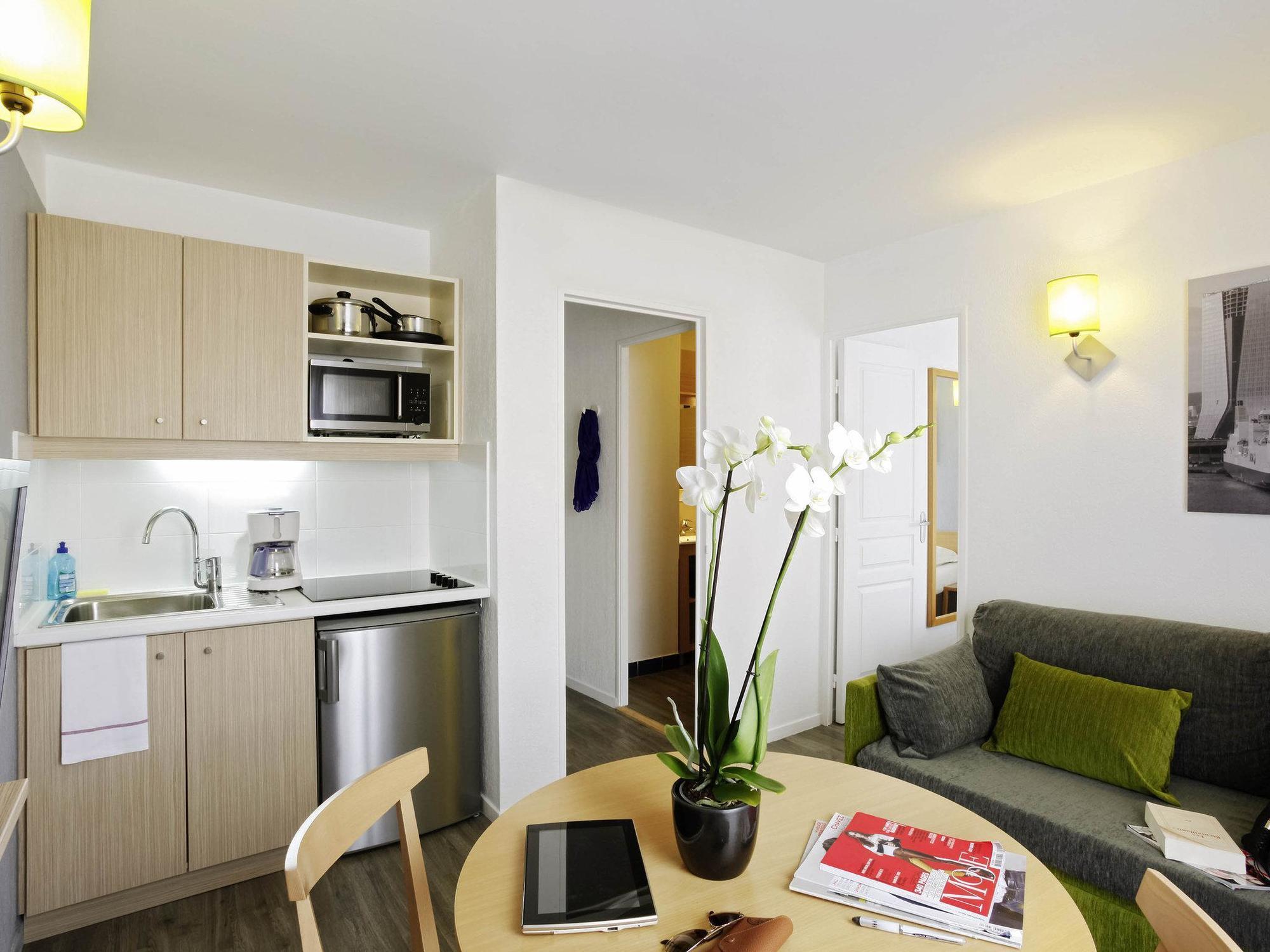 Adagio Access Prado Périer 3*